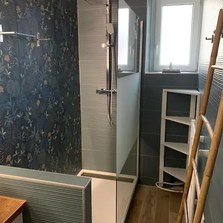 Apartment Centre-ville Renove 6/8 Personnes