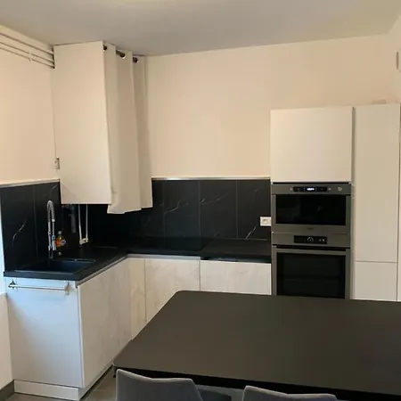 Apartment Centre-ville Renove 6/8 Personnes *