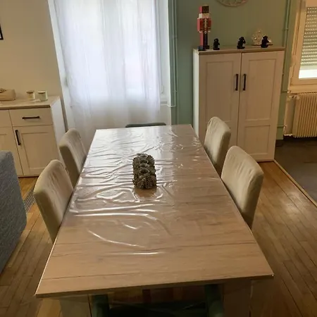 Centre-ville Renove 6/8 Personnes Apartment