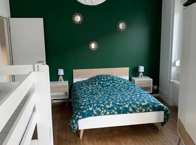 Apartment Centre-ville Renove 6/8 Personnes *