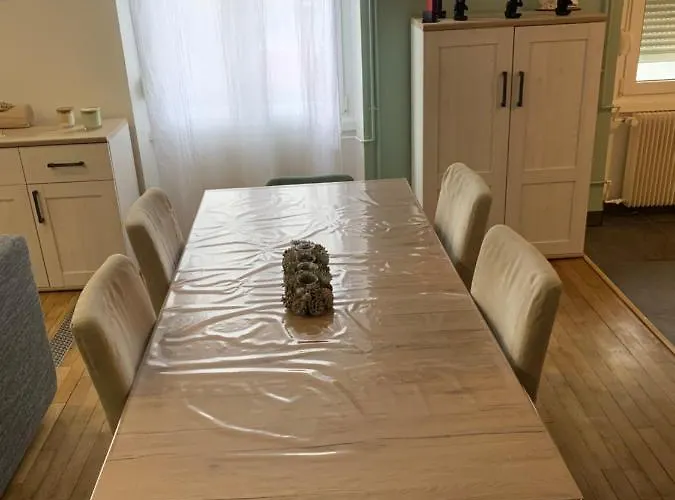 Centre-ville Renove 6/8 Personnes Apartment